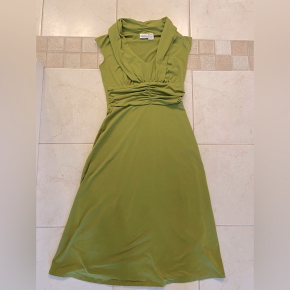 Vintage Newport News Green Dress - Picture 1 of 7